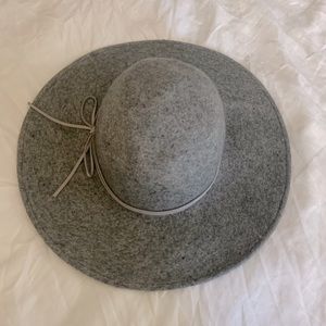 Hatattack- Never worn grey wool hat.